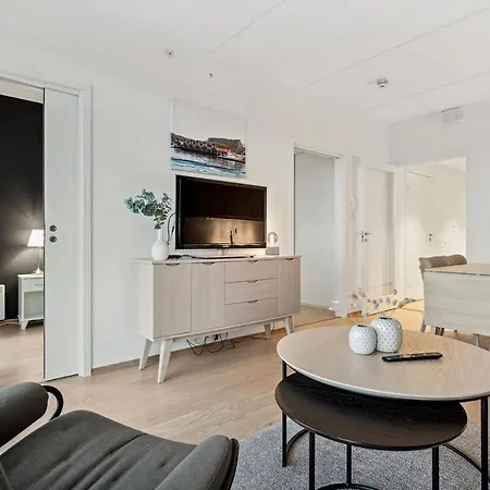 Oceanfront Balcony Διαμέρισμα Svolvær