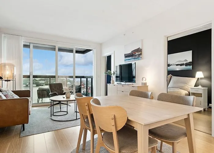 Oceanfront Balcony Διαμέρισμα Svolvær