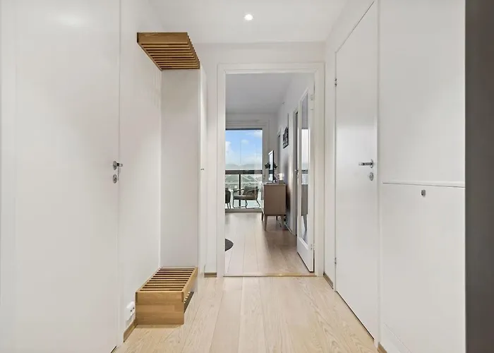Oceanfront Balcony Διαμέρισμα *