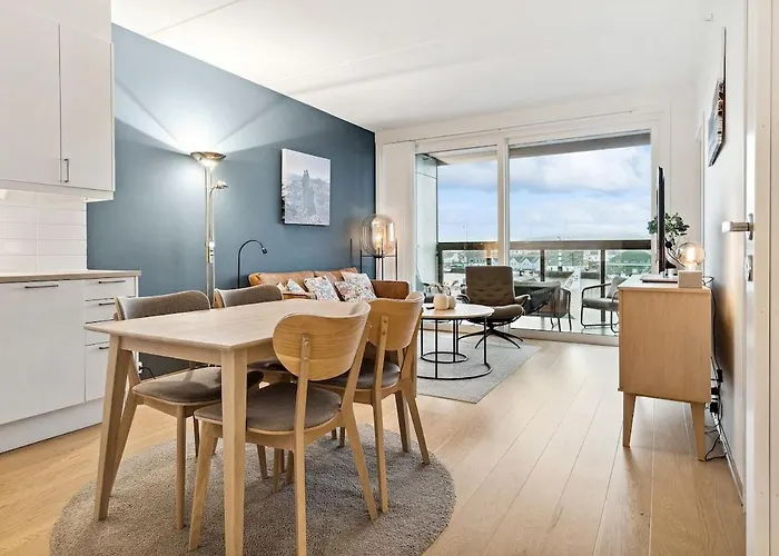 Oceanfront Balcony Свольвер